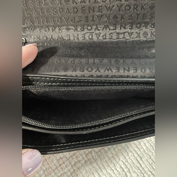 Kate Spade New York Mulberry Street Valli Pebbled Leather Crossbody Clutch - Picture 3 of 5